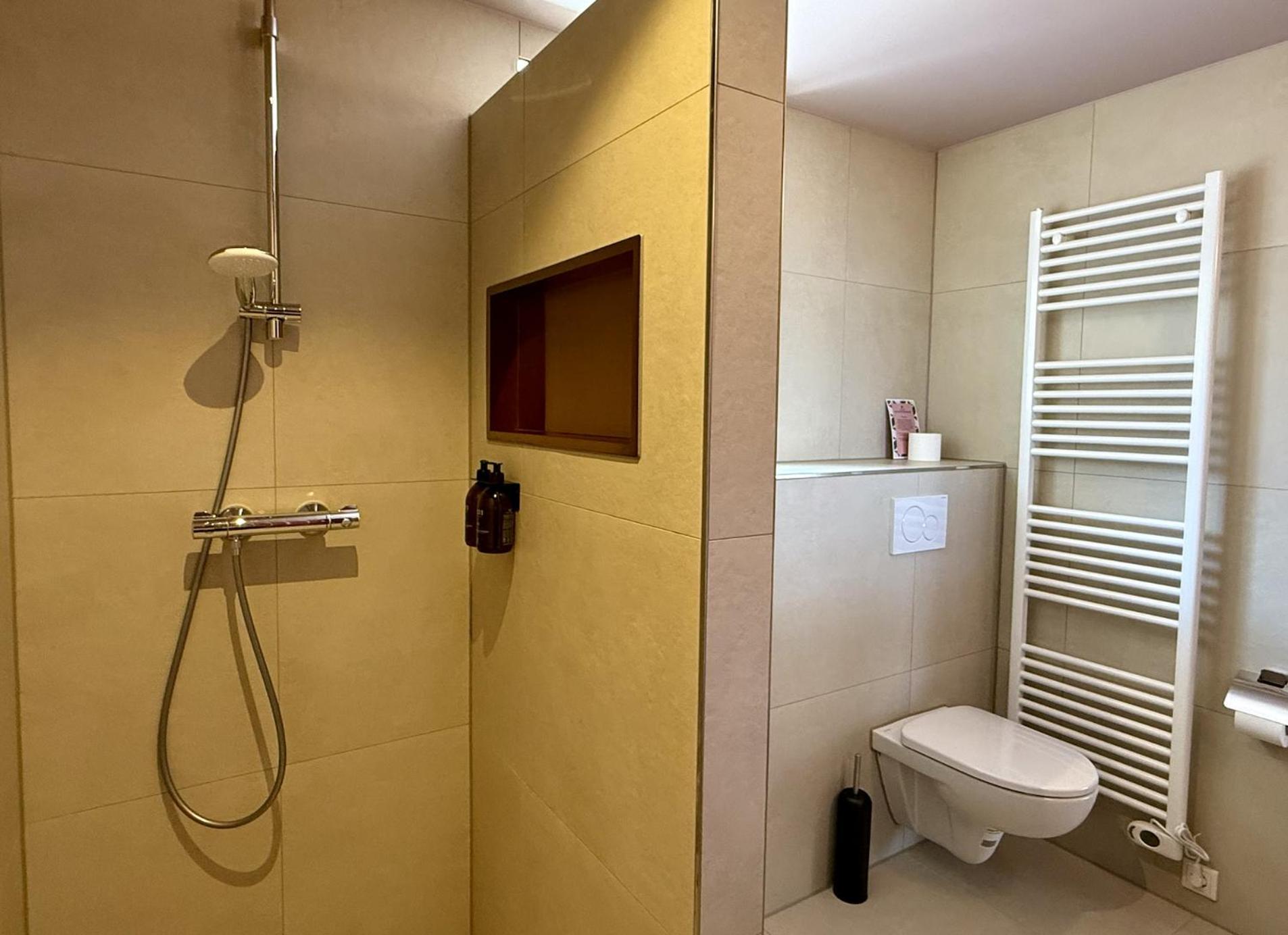 Hotel Restaurant Ruimzicht Zeddam Екстериор снимка