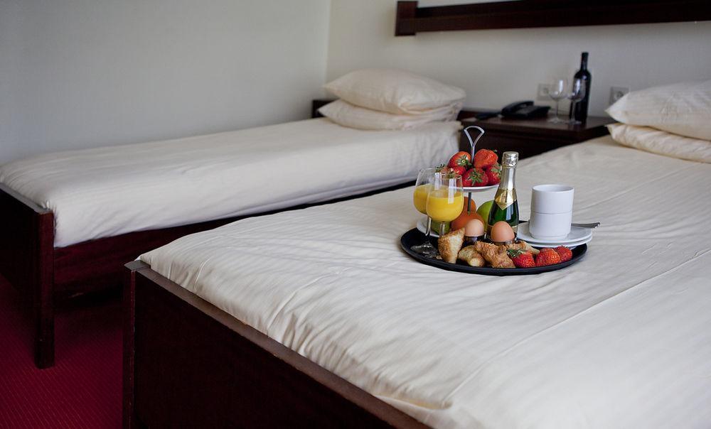 Hotel Restaurant Ruimzicht Zeddam Екстериор снимка